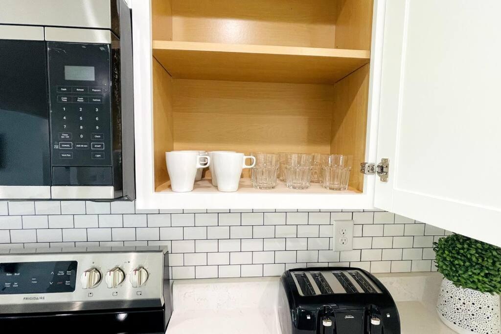 Modern Home Near Uptown Clt, Airport And More Charlotte Luaran gambar