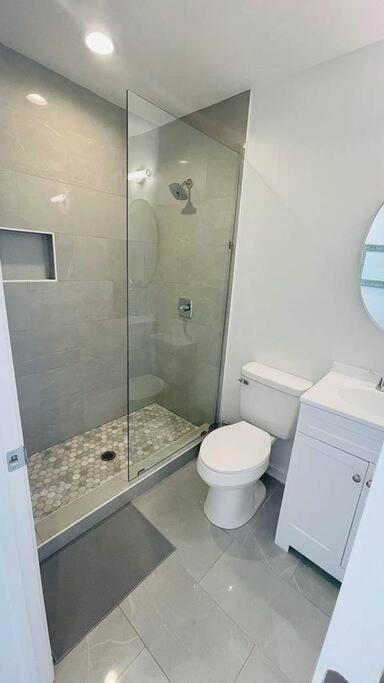 Modern Home Near Uptown Clt, Airport And More Charlotte Luaran gambar