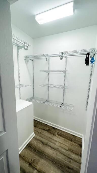 Modern Home Near Uptown Clt, Airport And More Charlotte Luaran gambar