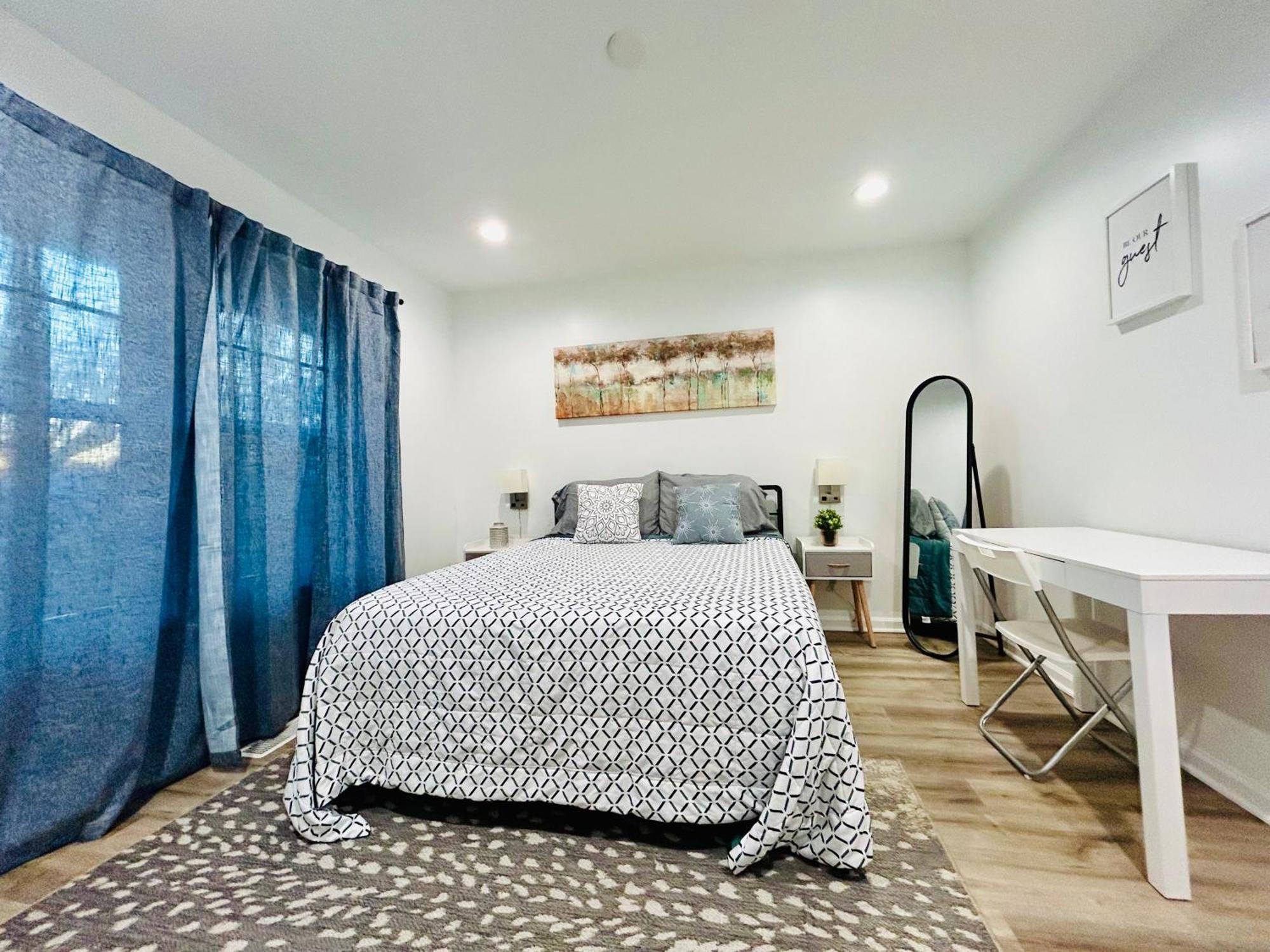 Modern Home Near Uptown Clt, Airport And More Charlotte Luaran gambar